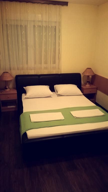 Motel Aura Gnojnice Cameră foto